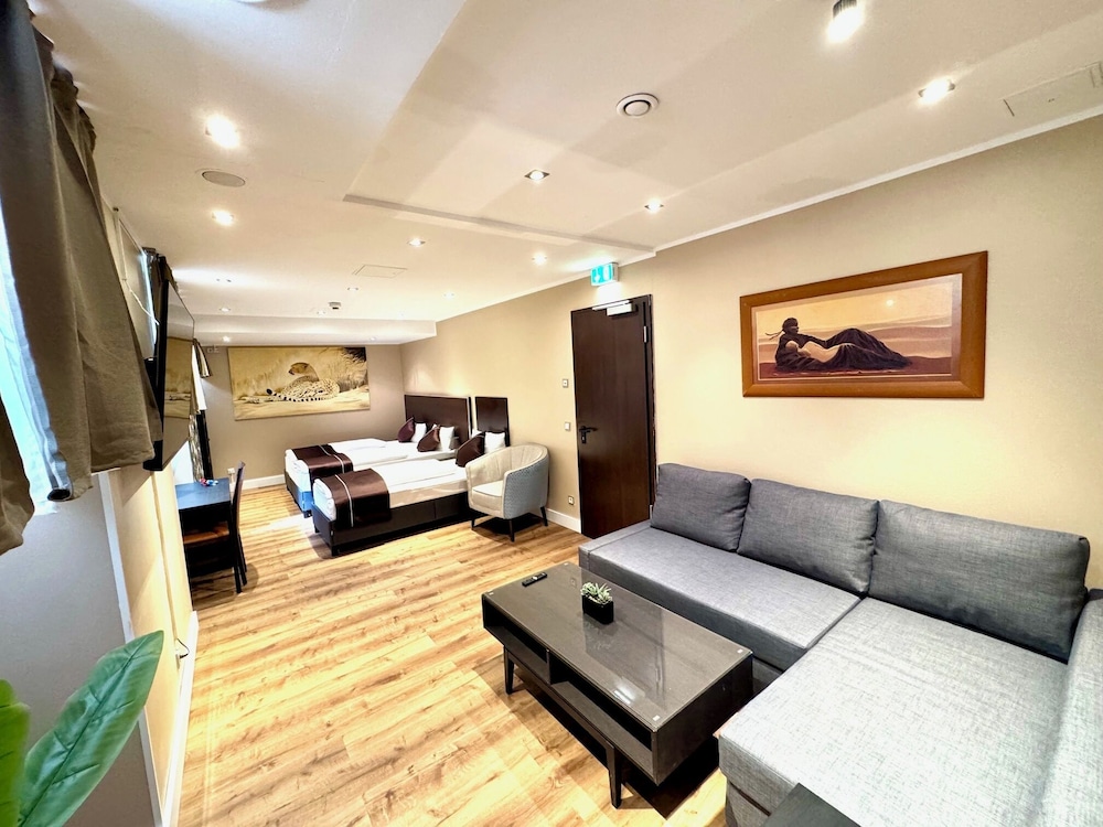 Exclusive Studio Suite