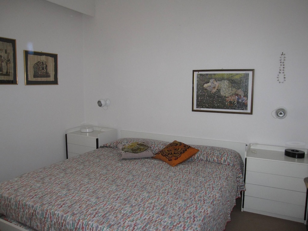 Apartment, 1 Bedroom, Balcony, Garden View photo 3