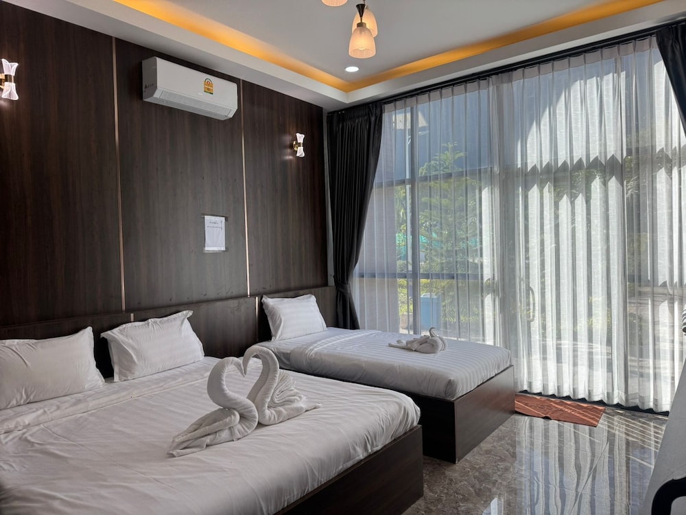 Superior Room River View (Jacuzzi) photo 2