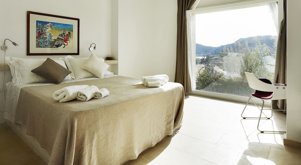 Classic Room, Sea View (La Regina Della Notte) photo 2