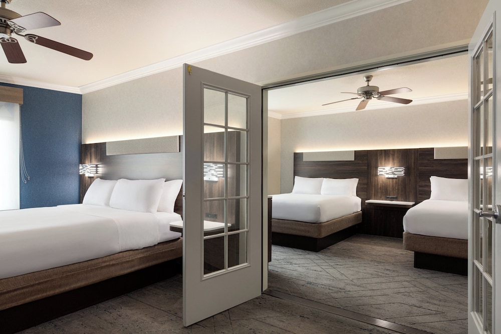 Suite, Multiple Beds - Photo 2