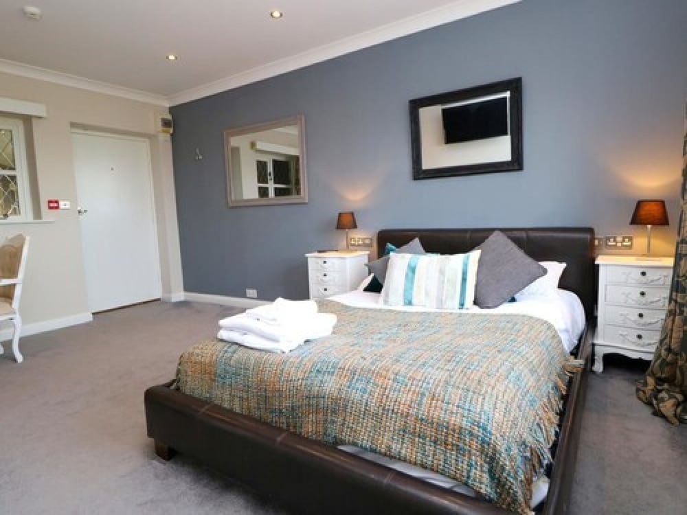 Standard Double or Twin Room - Photo 2