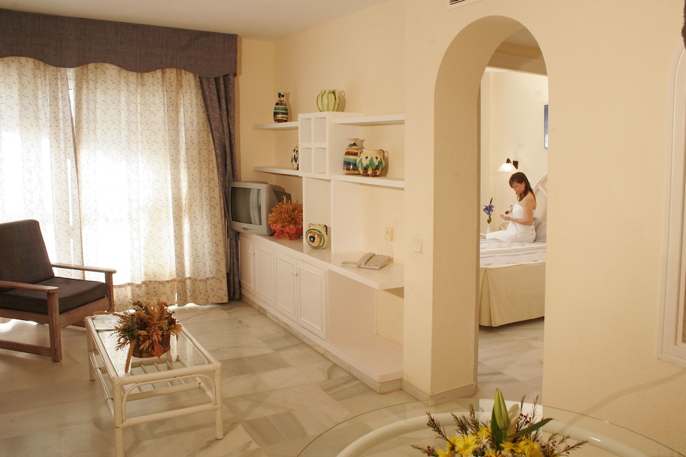 Standard Apartment, 2 Bedrooms photo 3