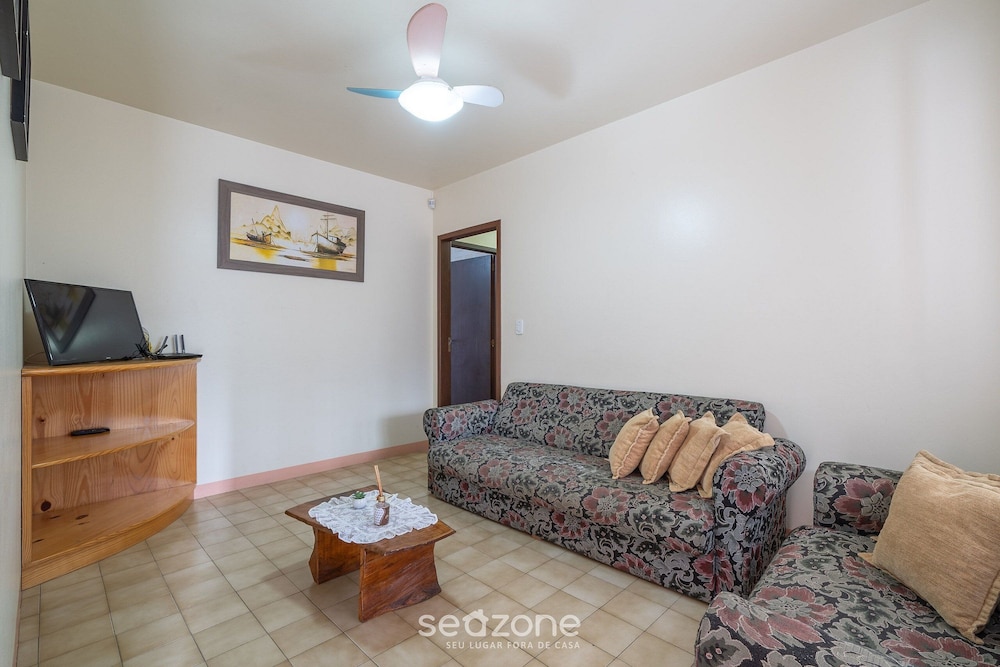 Basic Villa photo 3