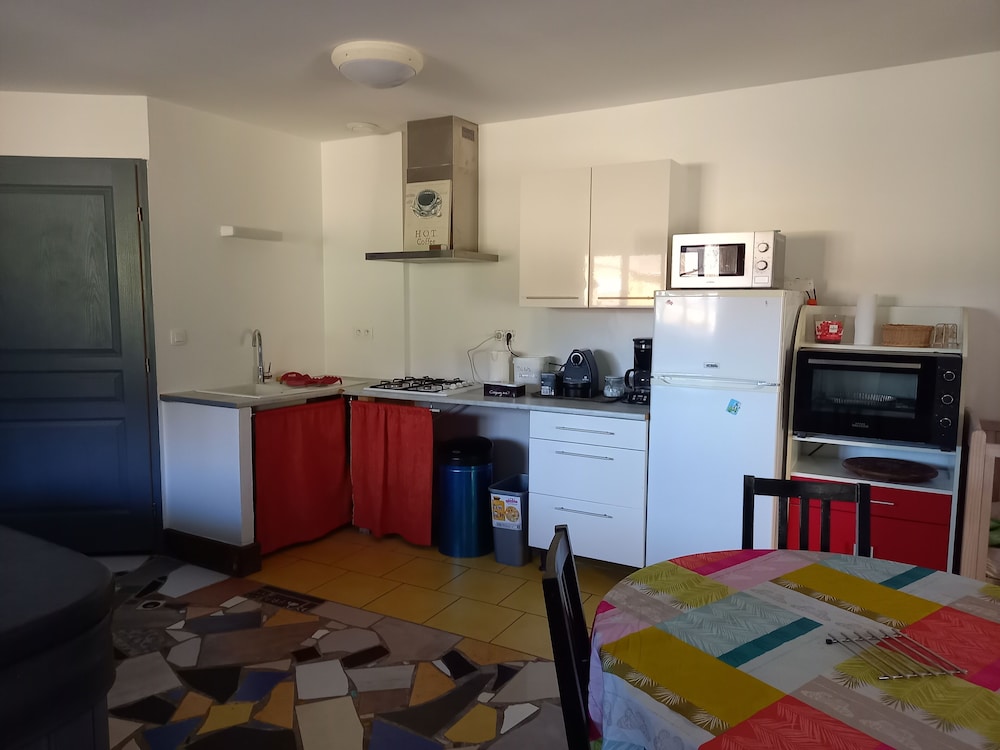 Apartment de La Source with Jacuzzi photo 3