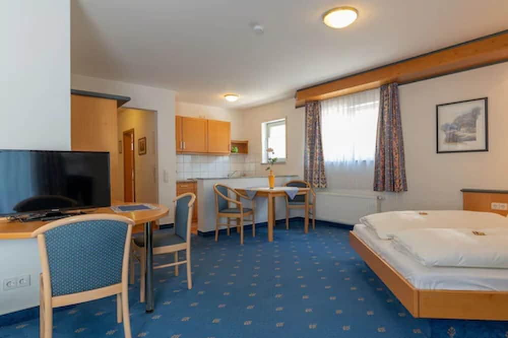 Deluxe Double Room - Photo 4