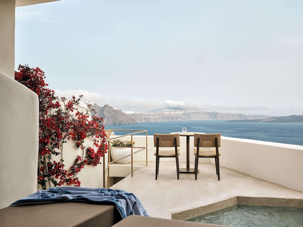Classic Suite with Hot tub - Photo 2