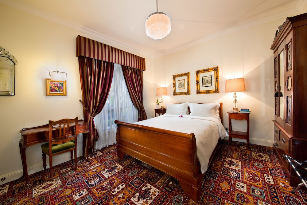 Standard Room, Non Smoking (Bourgeous Bohemian Suite) photo 1