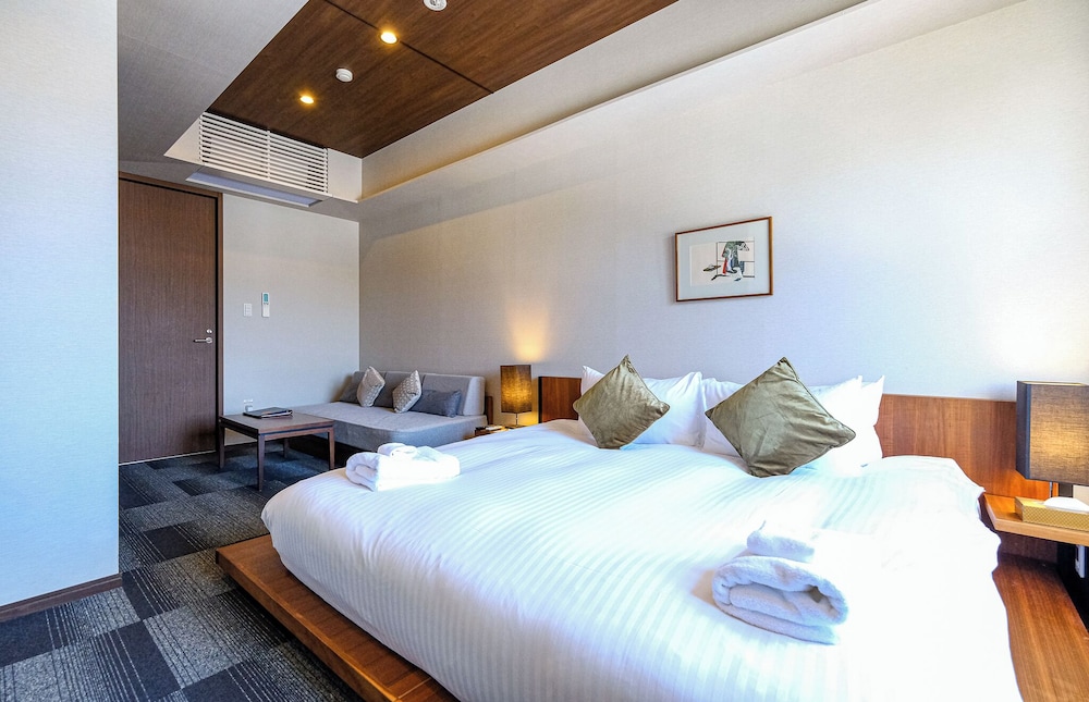 2 Bedroom Apartment Yotei View photo 1