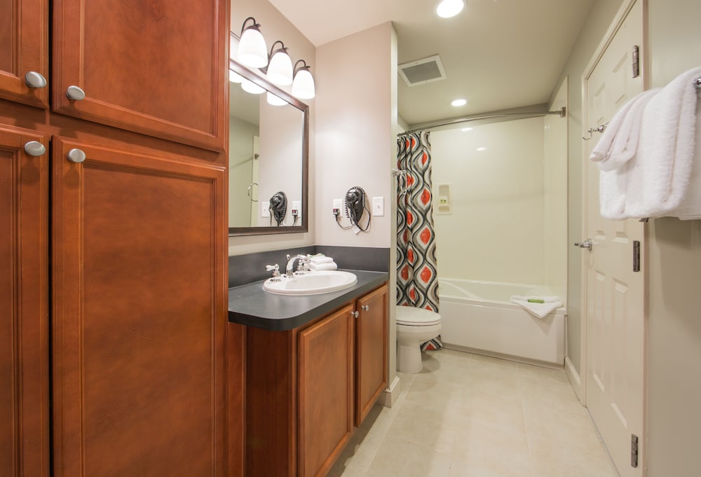 Standard Room, 1 Bedroom (Bed Type Assigned at Check-In) - Photo 8