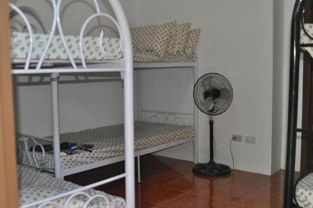 Standard Quadruple Room photo 3