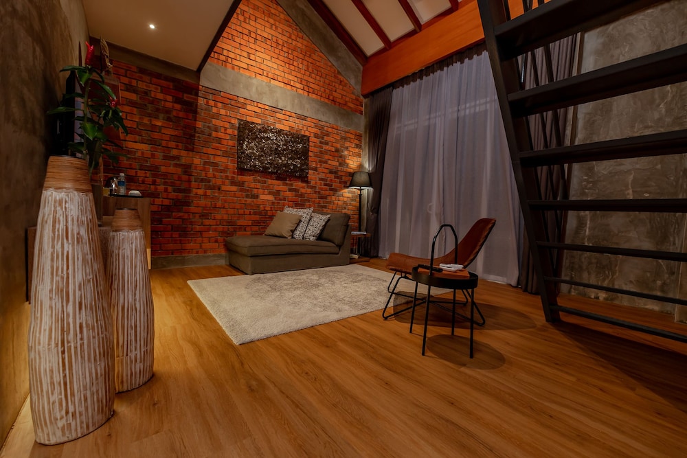 King Studio Suite - Photo 5