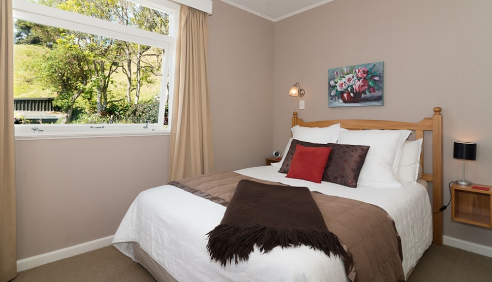 Room, 1 Queen Bed, Ocean View (Front) photo 3