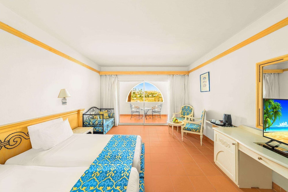 King's lake Queen or Twin Room - Lake & Full Sea View - Photo 1