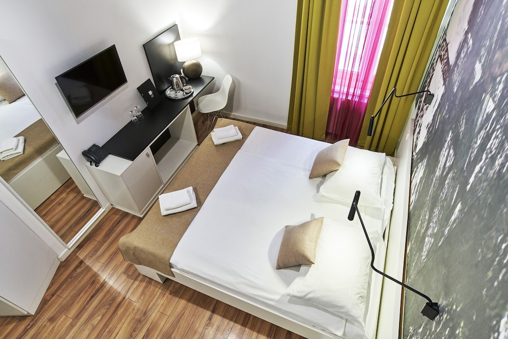 Comfort Double or Twin Room photo 1