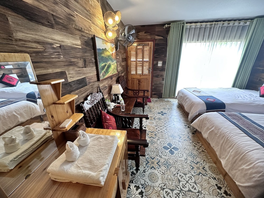 Deluxe Room, Mountain View - Photo 21
