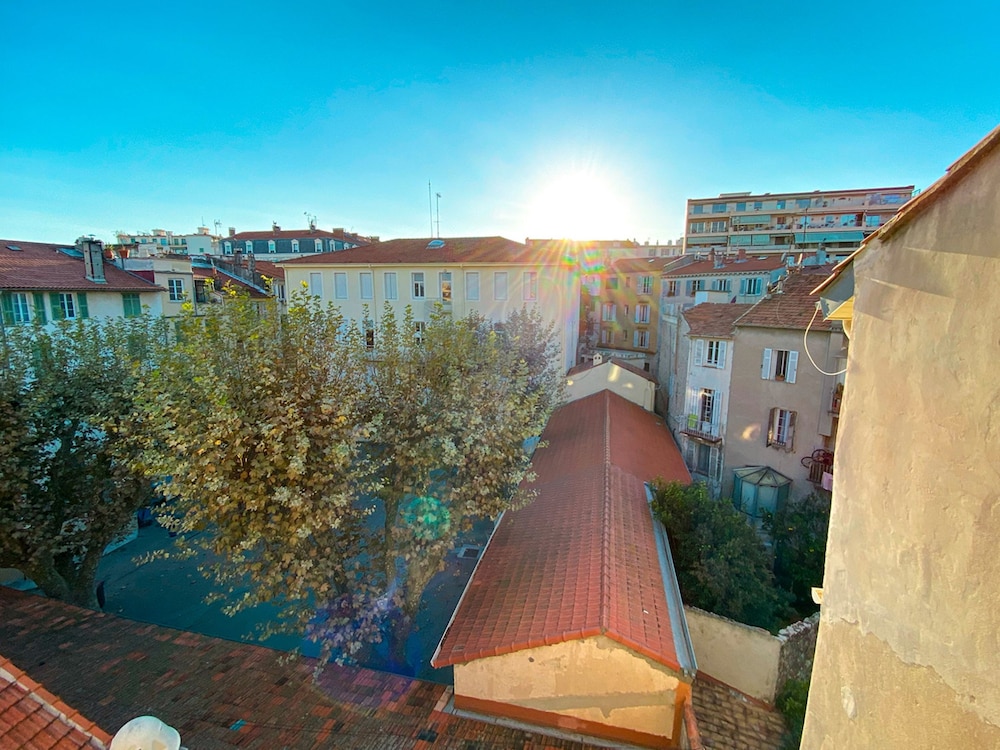Single Room, Courtyard View photo 3