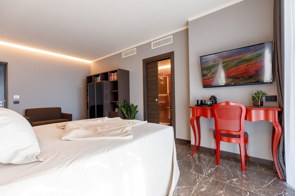 Double Room Single Use, Lake View