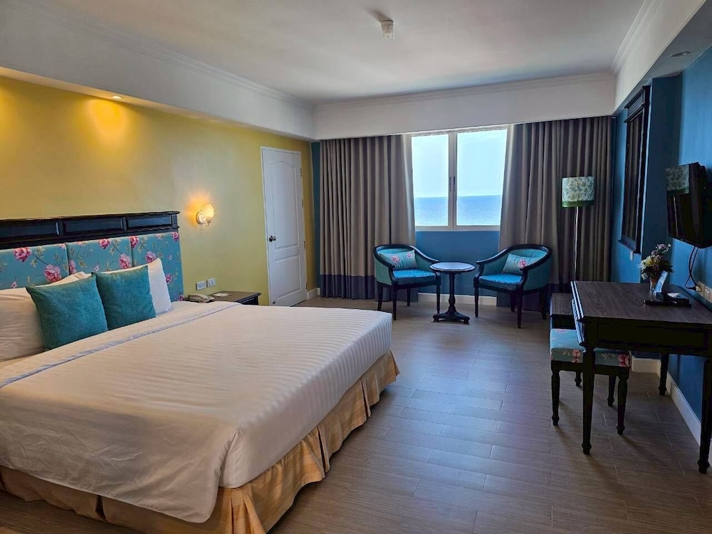Superior Plus Double room photo 3