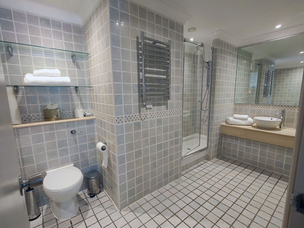 Suite, Main House - Photo 5
