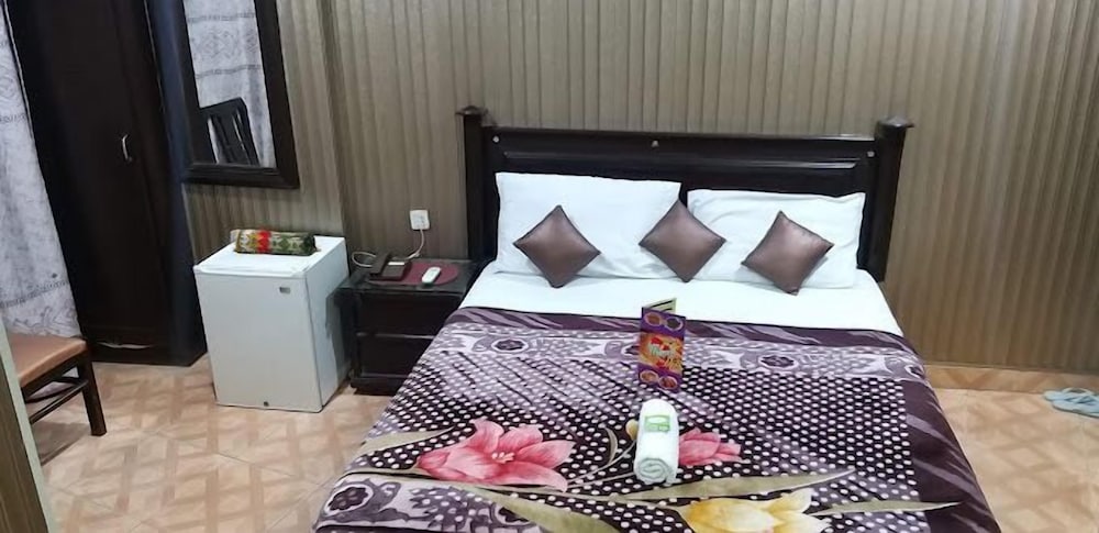 Standard Double or Twin Room photo 3