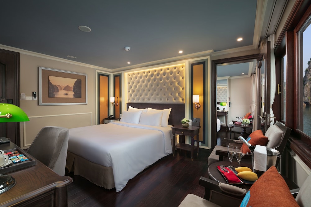Family Connecting Suite photo 1