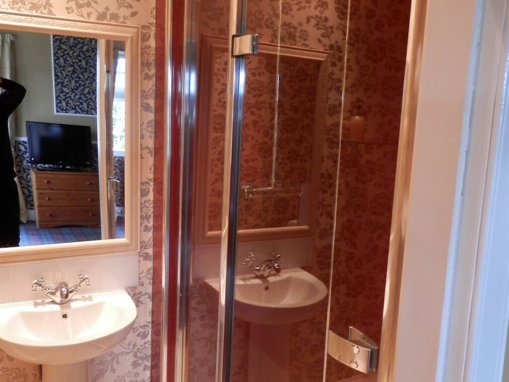 Standard Double Room, Ensuite (Four Poster) - Photo 4