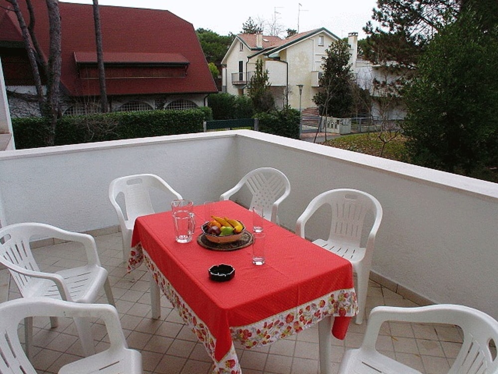Villa, 3 Bedrooms, Patio, Garden View
