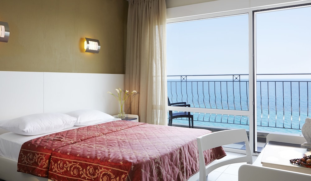 Quadruple Room, Sea View