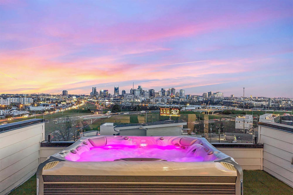 Elevator With Rooftop Hot Tub Pet-friendly Yard, Foto 44