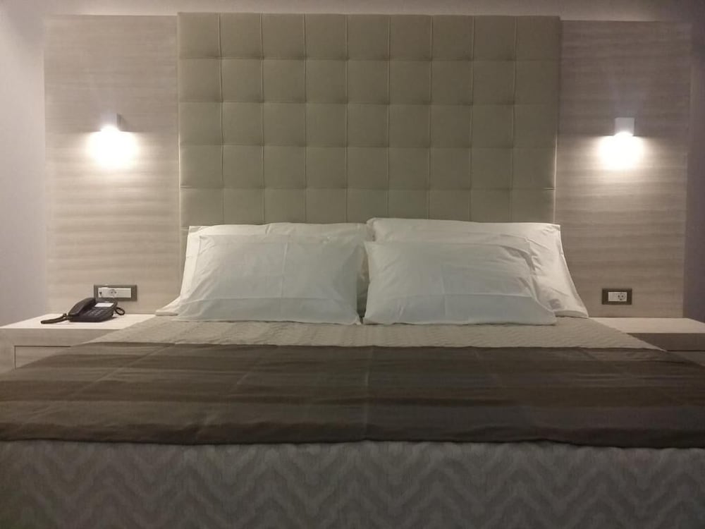 Economy Suite, Garden View
