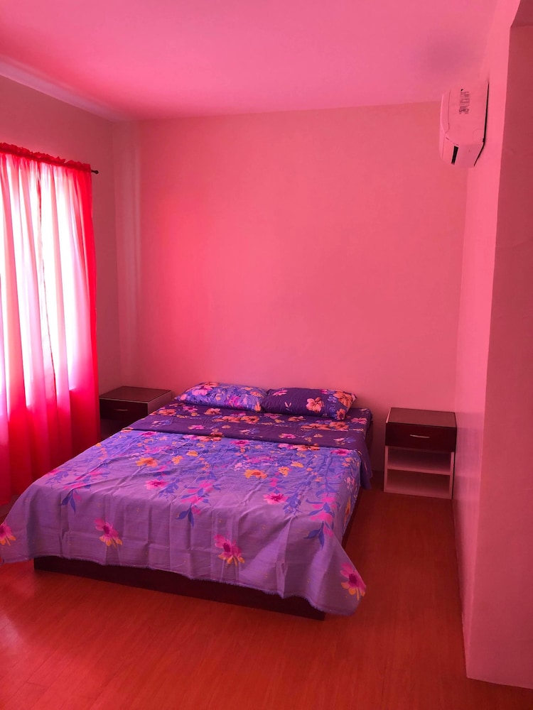 Family House, Multiple Beds photo 1