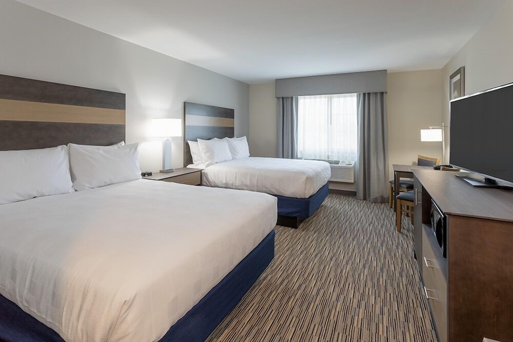 Standard Room, 2 Queen Beds - Photo 1
