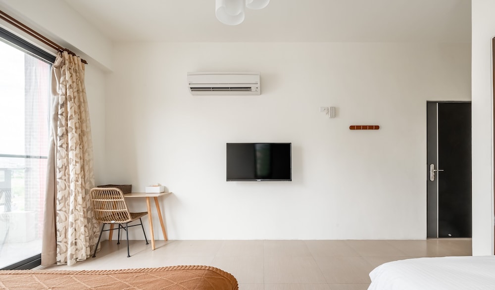 Superior Triple Room with Balcony photo 3