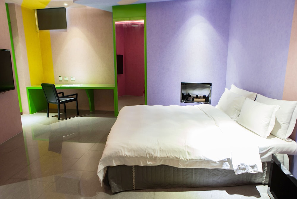 Standard Suite Check in time starts from 6pm photo 2