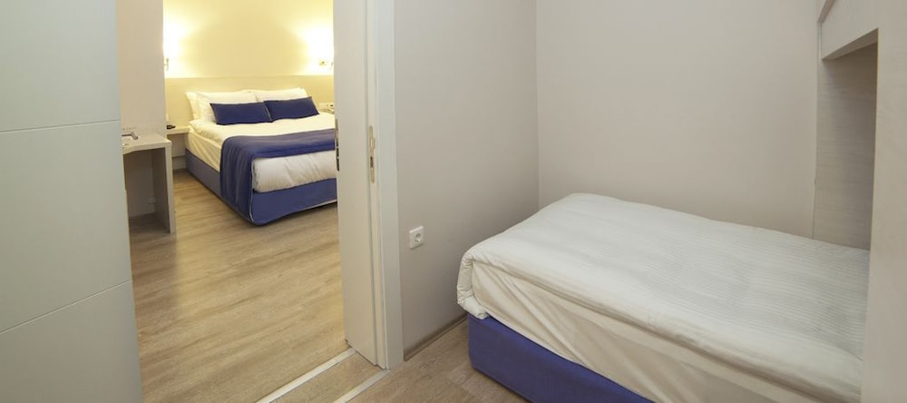 Standard Double Room (Manzarasız) photo 2