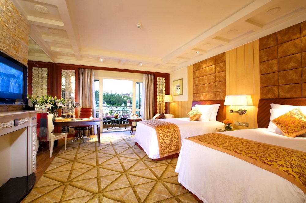 Deluxe Twin Room, Lake View
