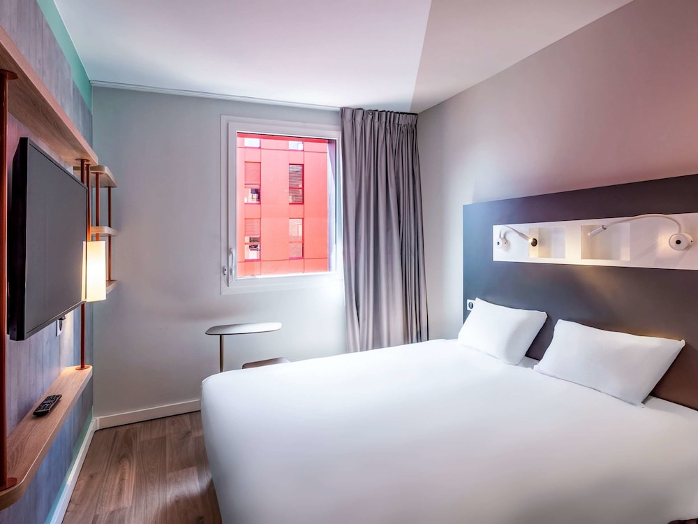 Double Room - Photo 6