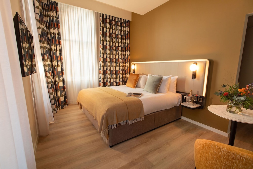 Club Double Room - Photo 2