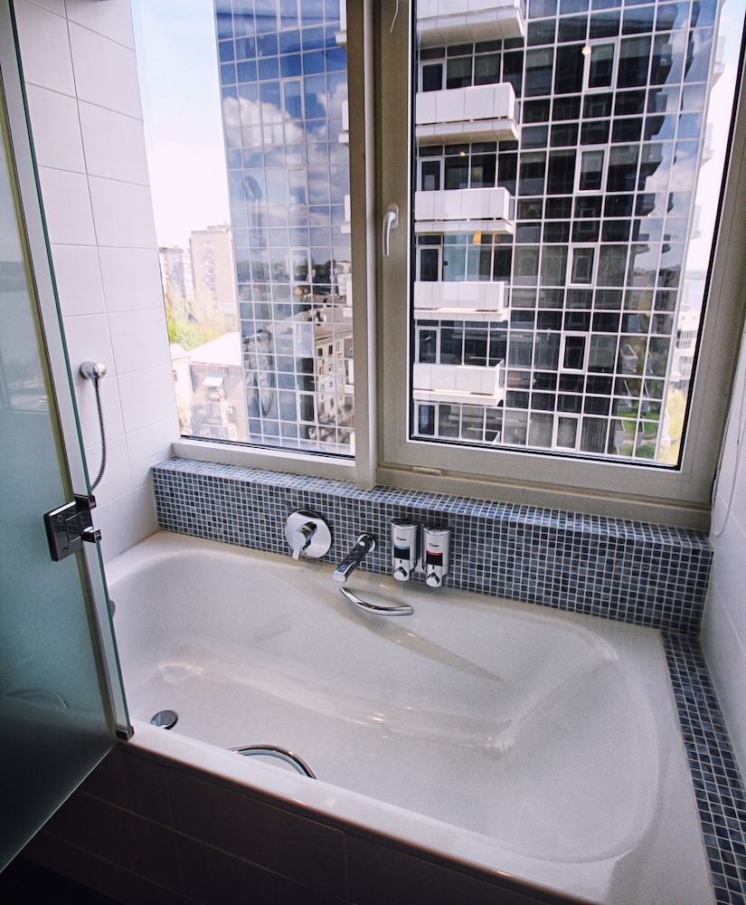 Deluxe Double Room, Balcony photo 2