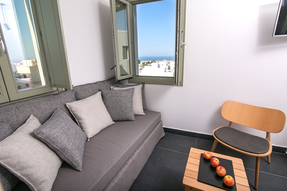 Panoramic Suite, Sea View - Photo 10