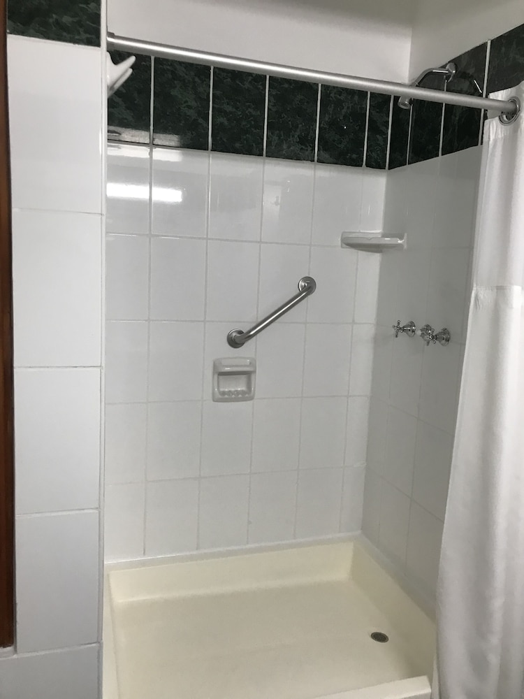 Classic Triple Room photo 2