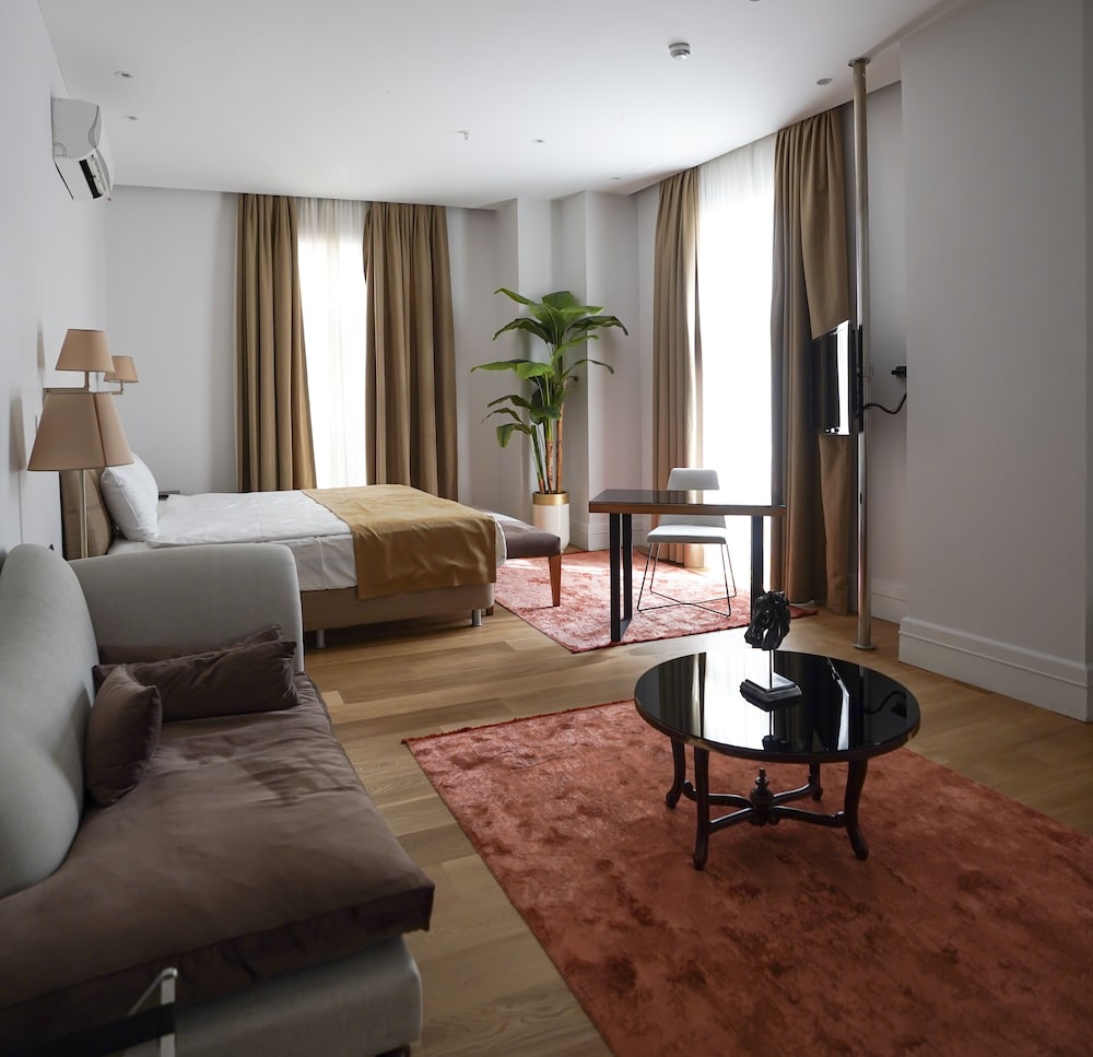 King Suite