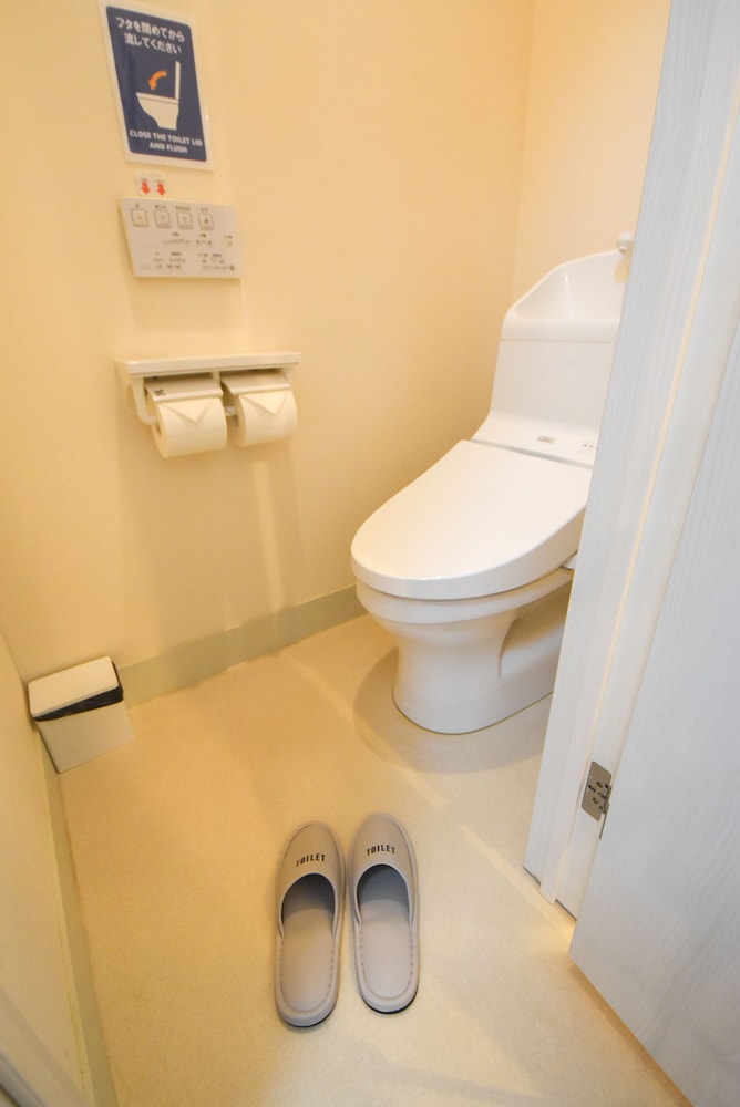 Basic Double Room, 1 Double Bed, Non Smoking, Mezzanine - Photo 19