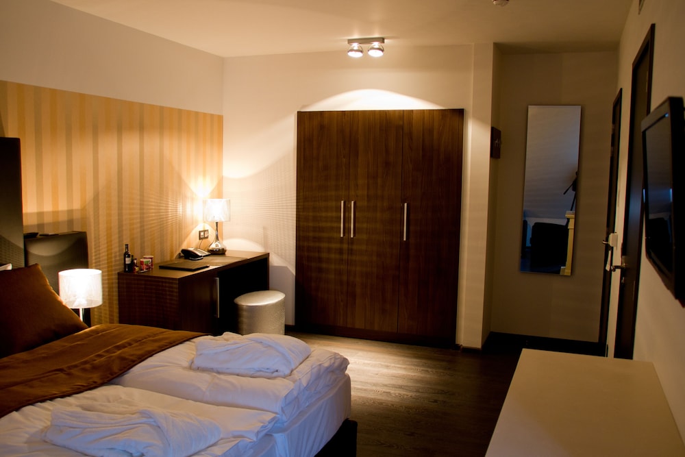 Family Quadruple Room photo 1