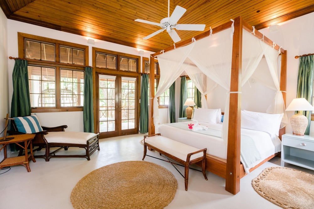 Luxury Villa, 5 Bedrooms
