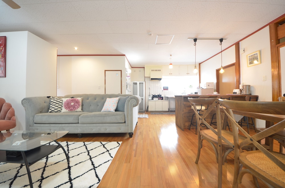 Private Vacation Home - Photo 20