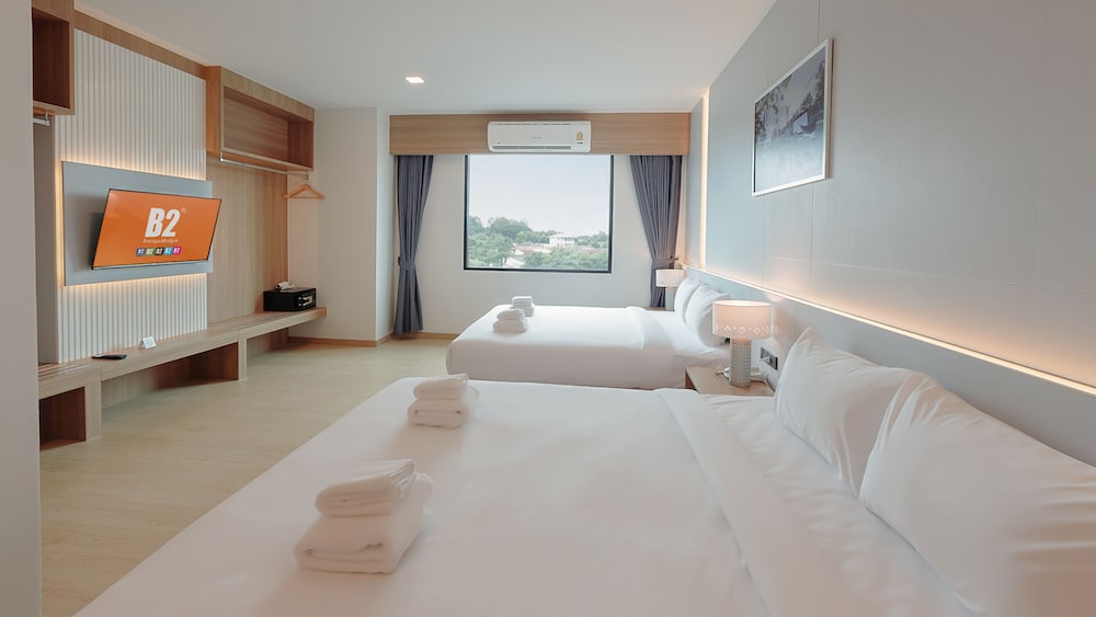 Suite Room - Photo 1