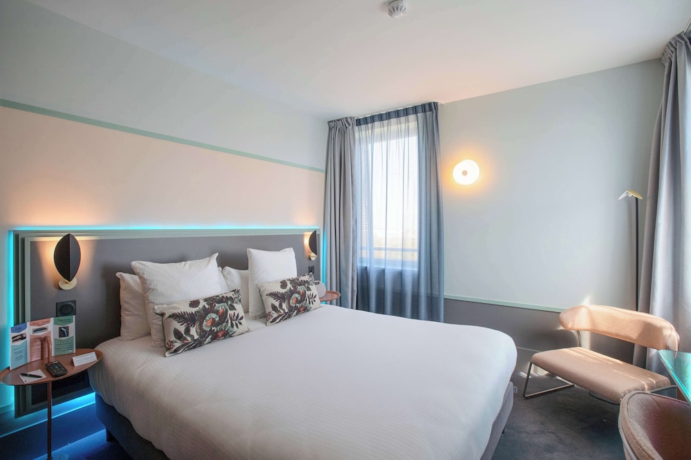 Classic Room, 1 Queen Bed, Non Smoking - Photo 7