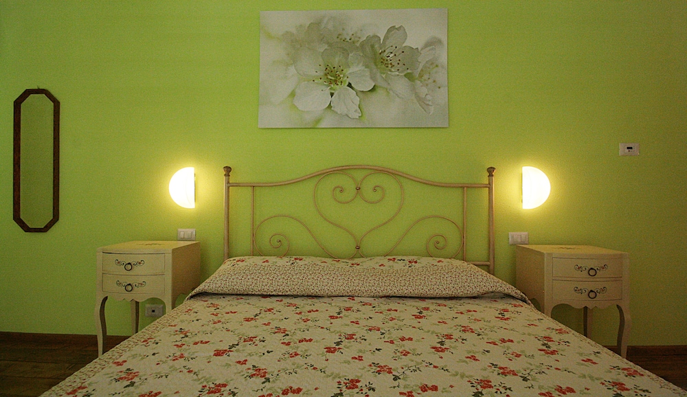 Deluxe Apartment, 2 Bedrooms (up to 6 people) photo 3